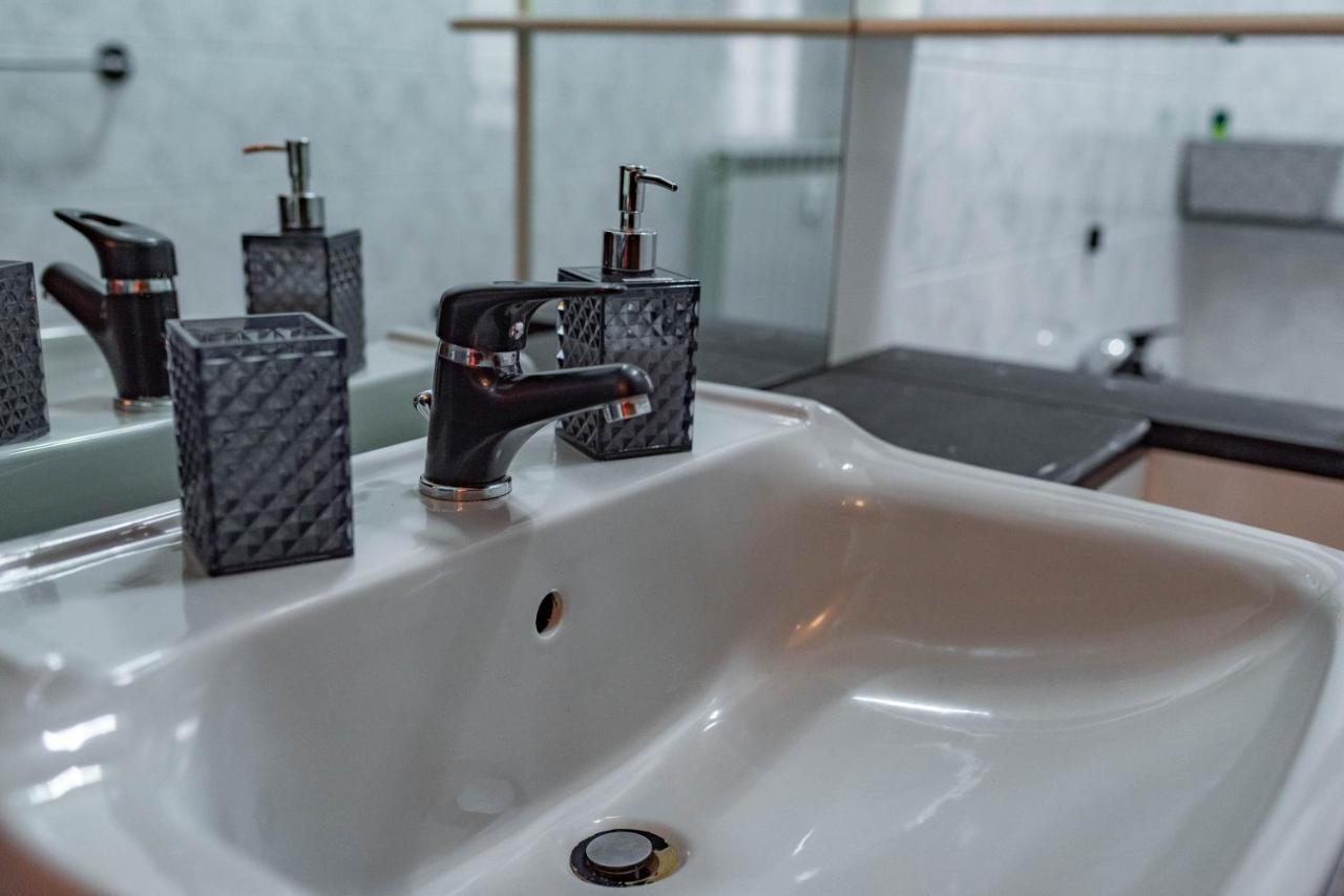 トリノCasa Metro Lingottoアパートメント エクステリア 写真